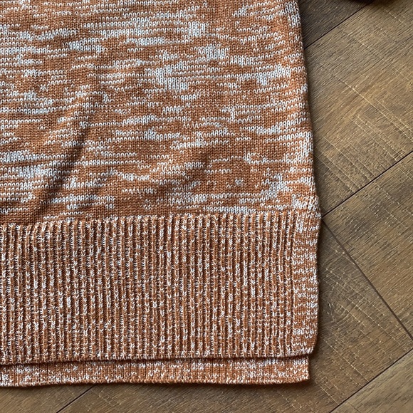 Perfect fall sweater! - Picture 5 of 6